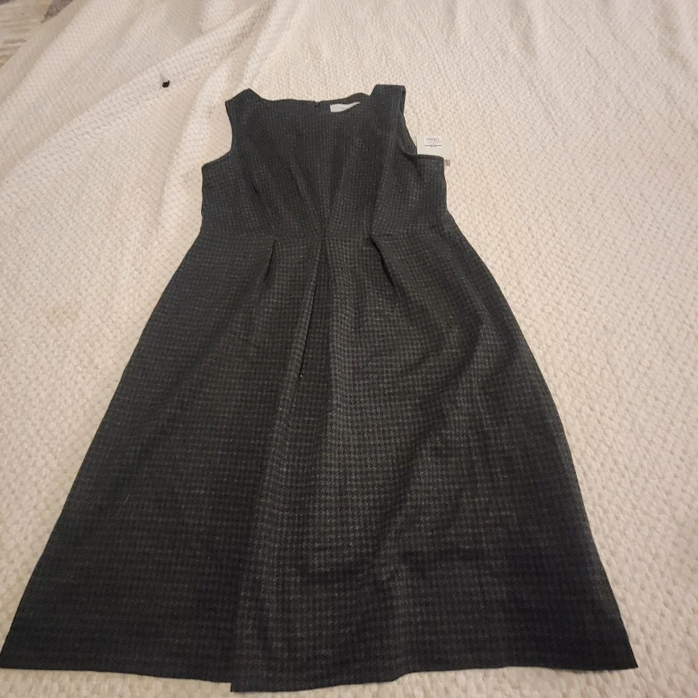 Dress - Picture 1 of 3